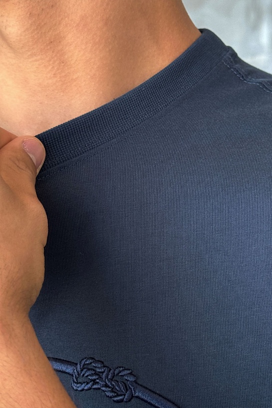 Футболка тёмно-синего цвета Prada logo-embroidered