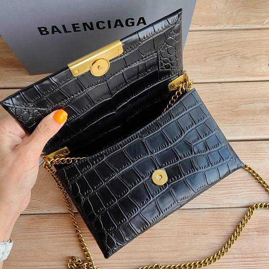 Кожаная сумка Balenciaga Triplet Crocodile-Effect 23x13 см