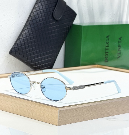 Солнцезащитные очки Bottega Veneta