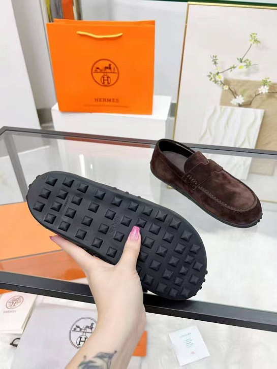 Женские замшевые лоферы Hermes