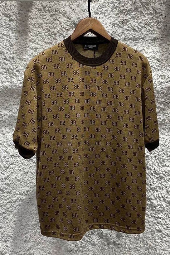 Коричневая оверсайз футболка Balenciaga