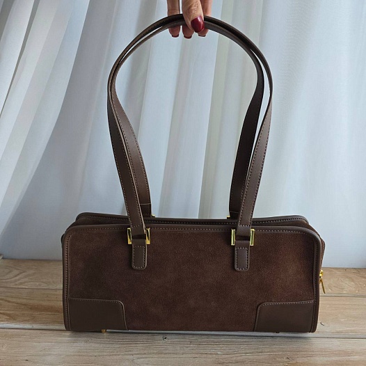 Замшевая сумка Loewe 34x16 см   