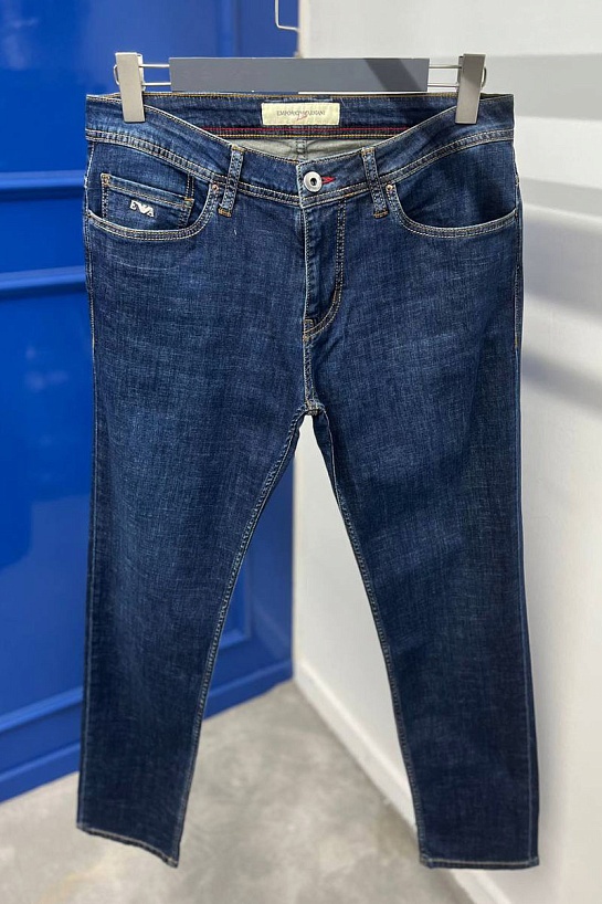 Мужские джинсы тёмно-синего цвета Emporio Armani regular fit