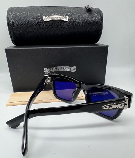 Солнцезащитные очки Chrome Hearts Charismadick