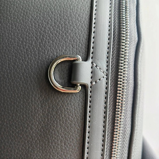 Кожаный рюкзак Louis Vuitton Takeoff Aerogram 43x30x14 см