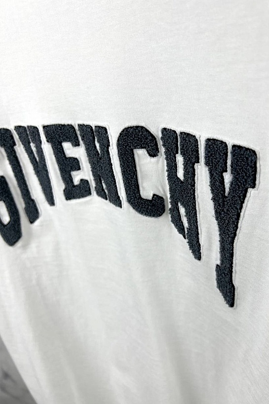 Мужская футболка Givenchy белого цвета
