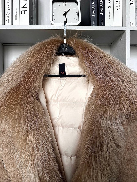 Женский пуховик с натуральным мехом Max Mara Premium