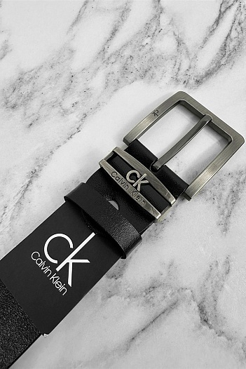 Мужской кожаный ремень Calvin Klein чёрного цвета   