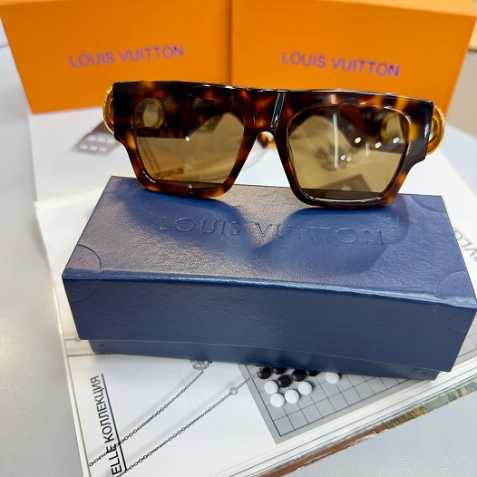 Солнцезащитные очки Louis Vuitton Link Square   