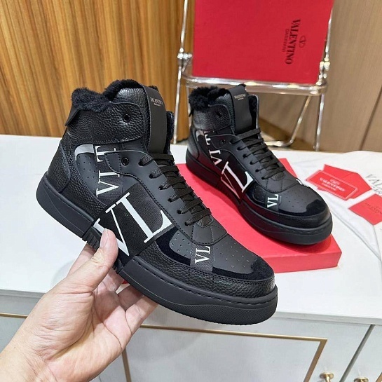 Кроссовки с мехом Valentino VL7N high-top 