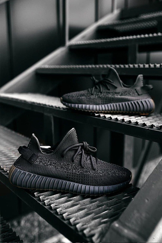 Кроссовки Adidas Yeezy Boost 350 V2 “Black Cinder”