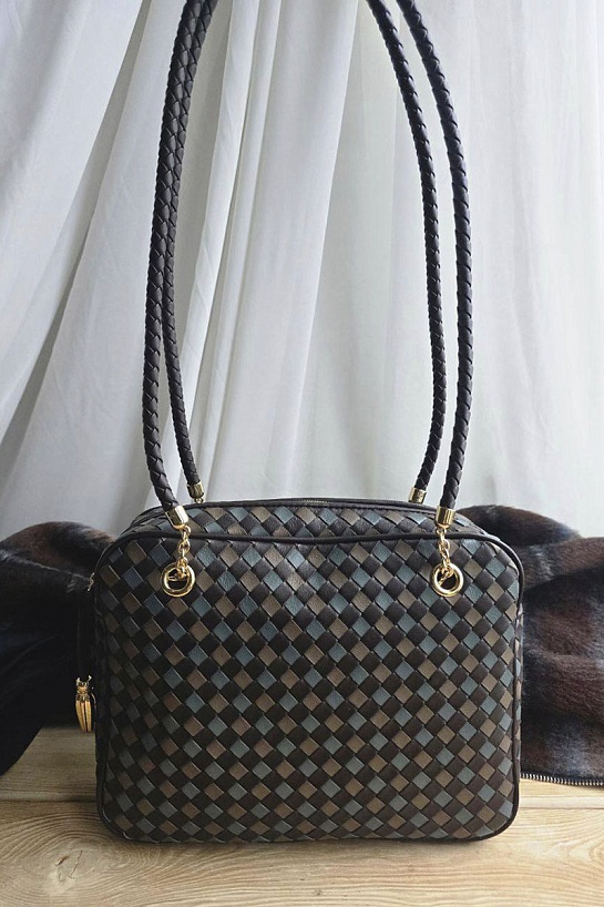 Кожаная сумка Bottega Veneta Mckenzie 27x13 см