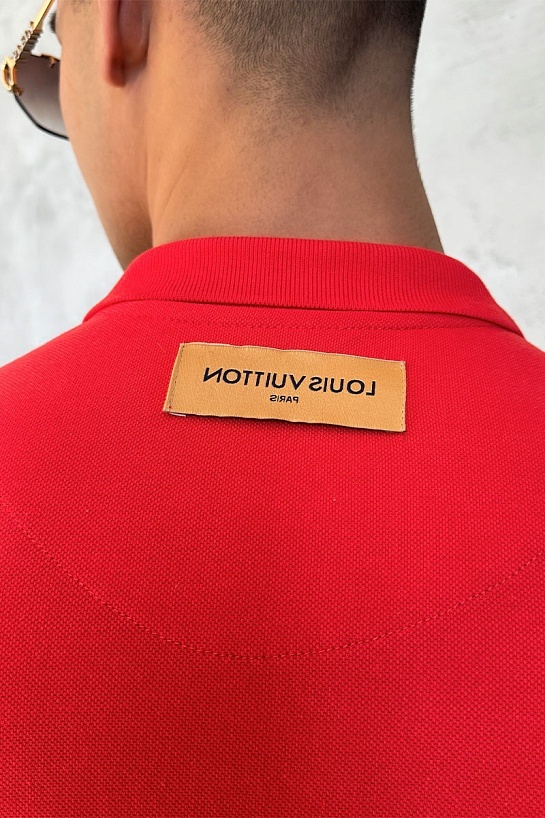 Брендовое поло Louis Vuitton красного цвета