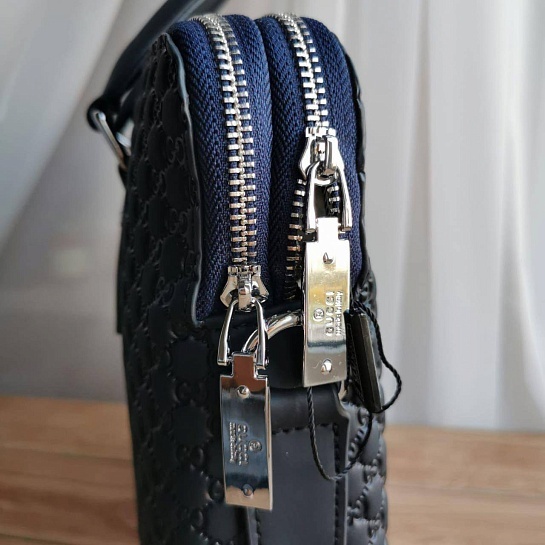 Кожаная сумка Gucci GG Supreme briefcase 38х28 см