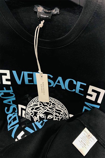 Мужская чёрная футболка Versace logo-print   
