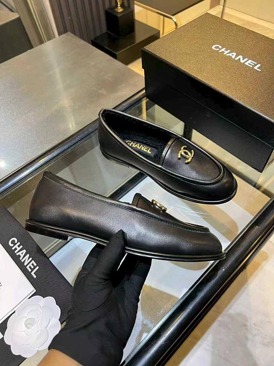 Женские кожаные лоферы Chanel premium