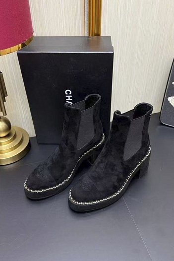 Женские замшевые сапоги Chanel   