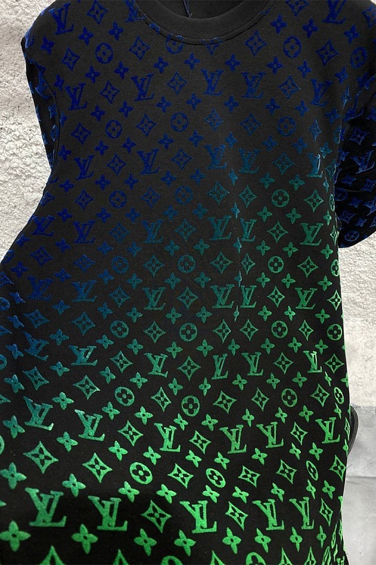 Чёрная оверсайз футболка Louis Vuitton Monogram Gradient