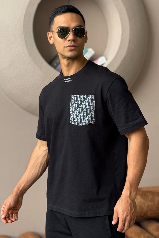 Чёрная оверсайз футболка Dior pocket logo