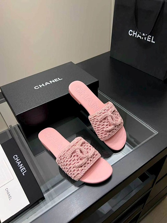 Женские кожаные шлёпанцы Chanel premium