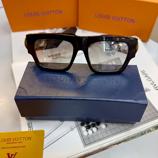 Солнцезащитные очки Louis Vuitton Link Square   