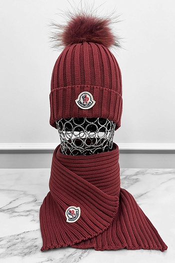 Комплект из шапки и шарфа бордового цвета Moncler logo-patch   