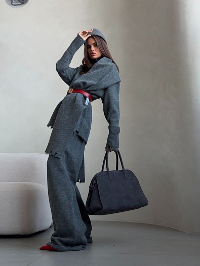 Женский костюм серого цвета Ganni   