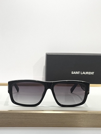 Солнцезащитные очки Yves Saint Laurent   