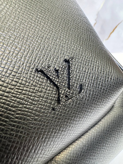 Кожаный рюкзак Louis Vuitton Damier Infini premium 40x31x15 см   