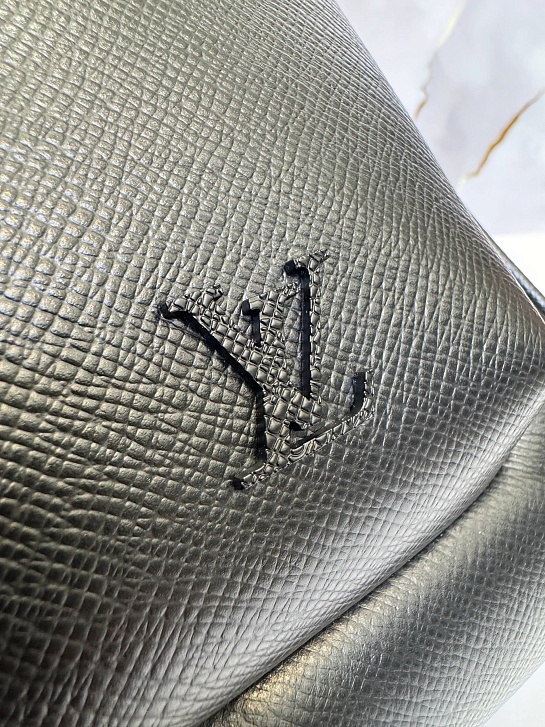 Кожаный рюкзак Louis Vuitton Damier Infini premium 40x31x15 см