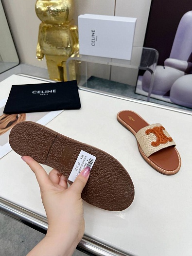 Женские шлёпанцы Celine   