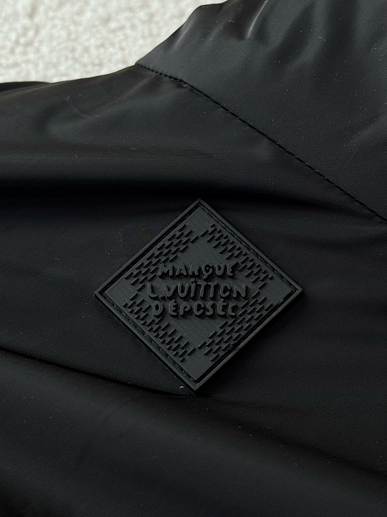 Мужская куртка Marque Louis Vuitton Deposée 