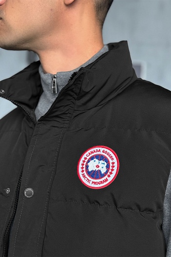 Жилет чёрного цвета Canada Goose logo-patch   