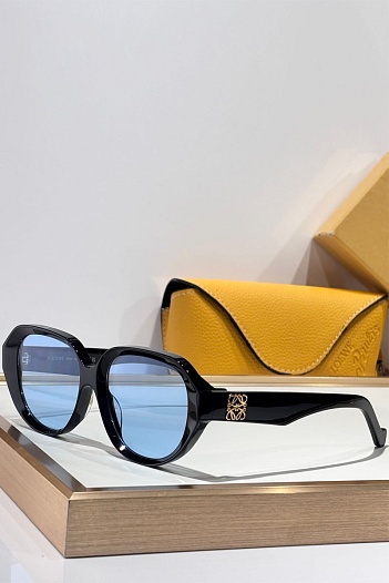 Солнцезащитные очки Loewe Anagram   