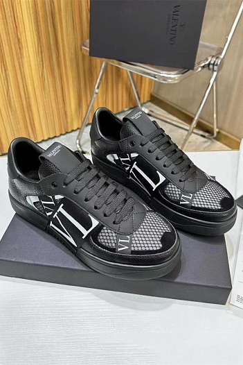 Кожаные кроссовки Valentino low-top - Black   