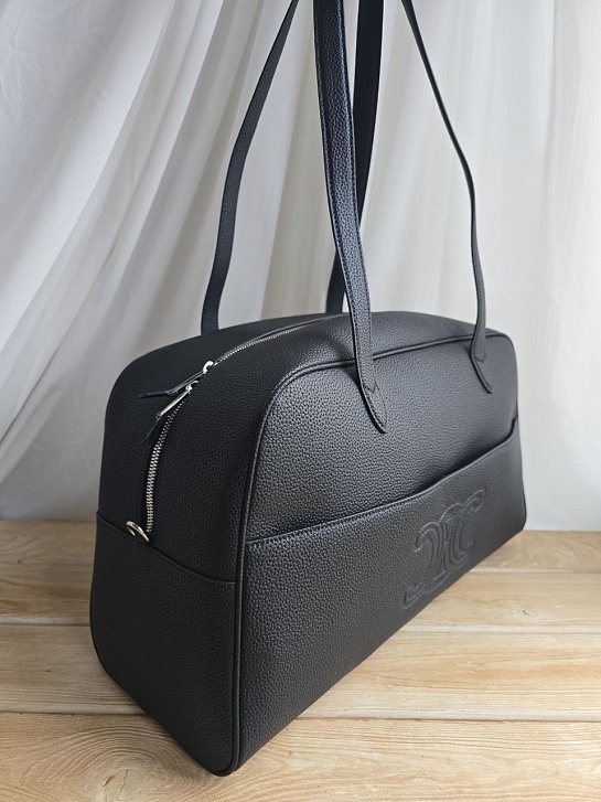 Кожаная сумка Celine Triomphe 44x26 см