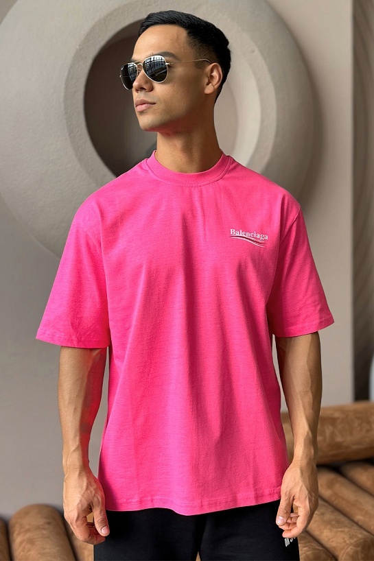 Мужская оверсайз футболка Balenciaga розового цвета