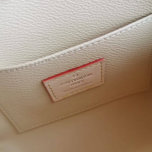 Кожаная косметичка Louis Vuitton Pouch PM Monogram Canvas 19x12 см - Black   