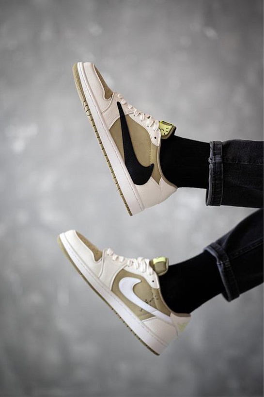 Кроссовки Travis Scott x Nike Air Jordan 1 Low Golf