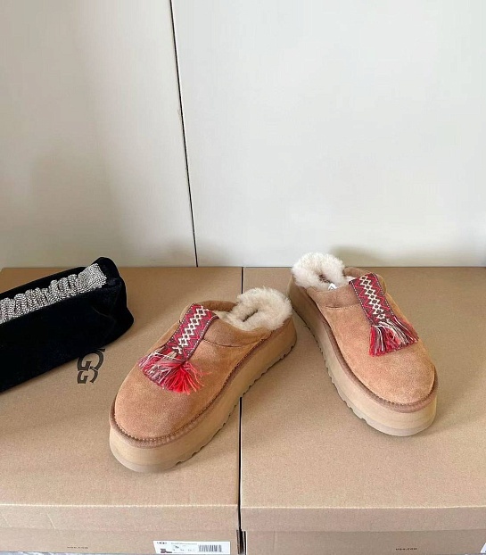 Женские ботинки сабо UGG Tazzle - Brown