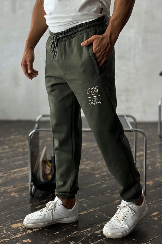 Спортивные штаны зелёного цвета Tommy Hilfiger