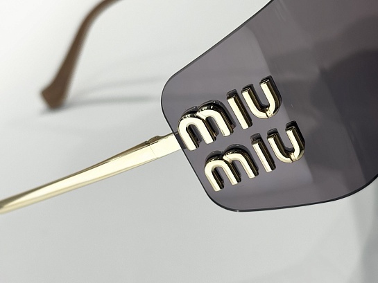 Солнцезащитные очки MIU MIU Aube