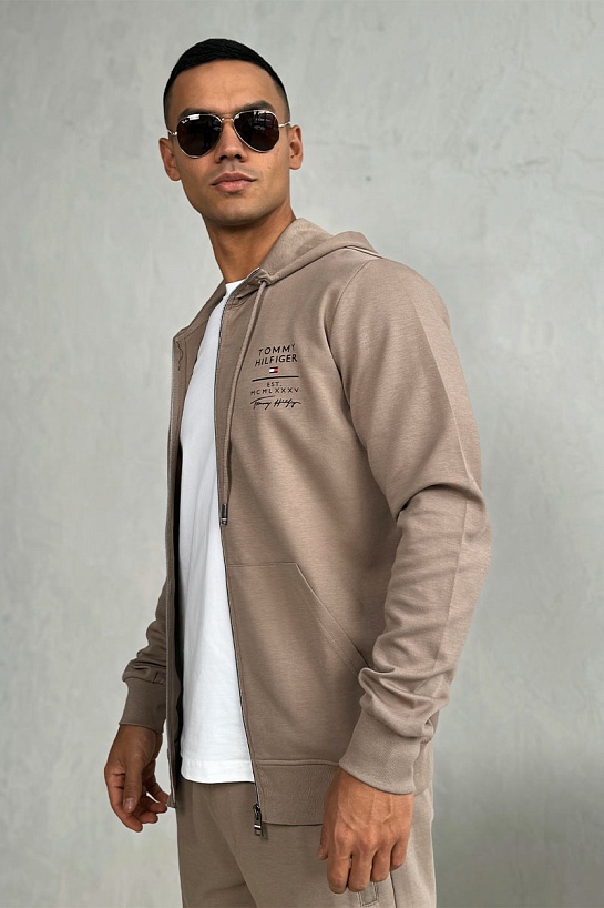 Спортивный костюм бежевого цвета Tommy Hilfiger