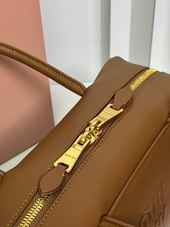 Кожаная сумка MIU MIU Premium 34x22x10 см