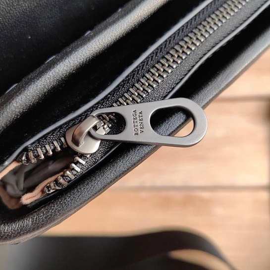 Кожаная сумка Bottega Veneta Intrecciato 31x22 см