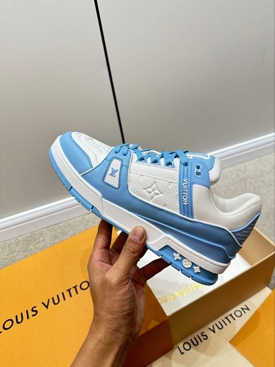Женские кожаные кроссовки Louis Vuitton Trainer Monogram - White / Blue