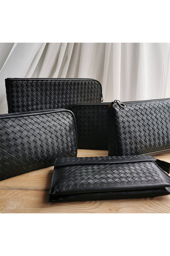 Кожаная барсетка Bottega Veneta Intrecciato 23.5x14.5 см