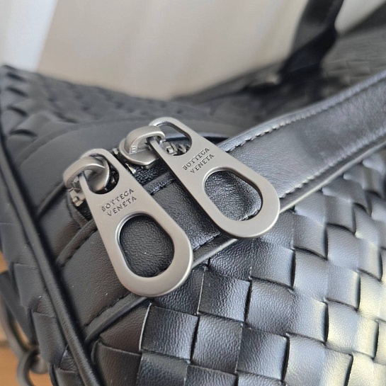 Кожаная дорожная сумка Bottega Veneta Intrecciato Duffle 50x20 см