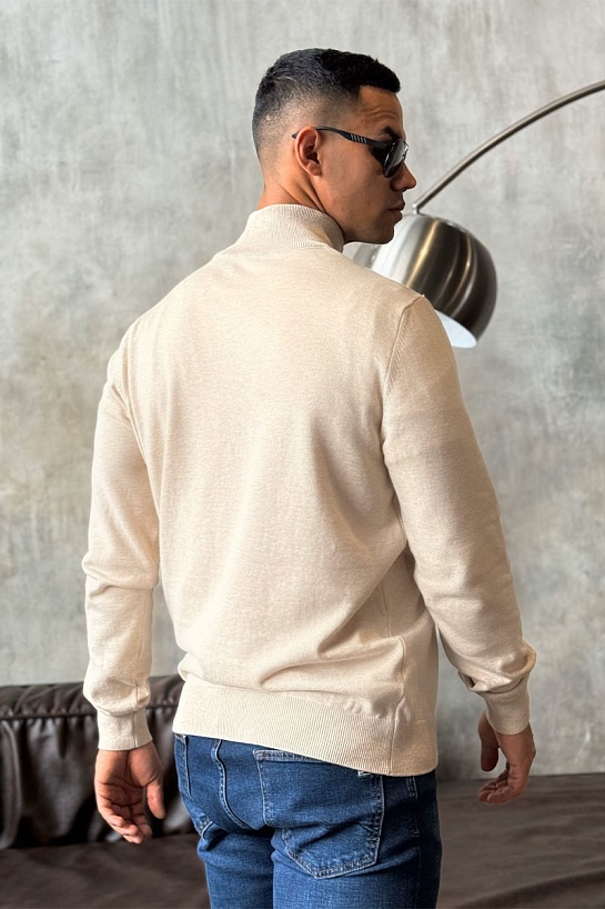 Мужской джемпер Hugo Boss бежевого цвета