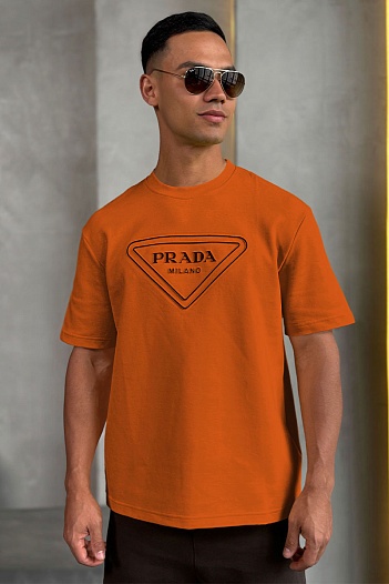 Оранжевая оверсайз футболка Prada Milano logo   